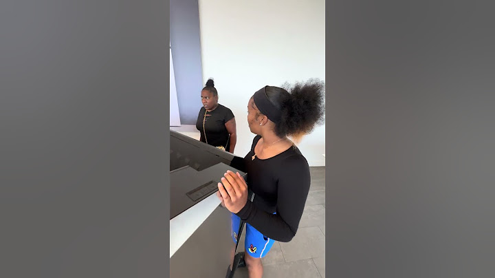 Cyber truck does this to mom while daughter opening trunk 🫣 Watch til end #shorts #cybertruck