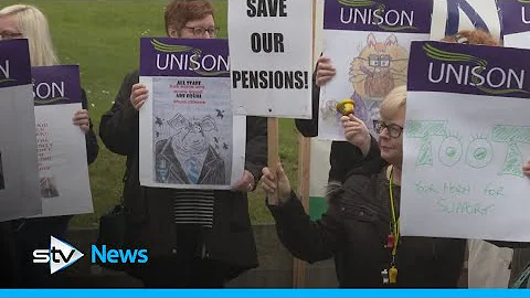 Dundee University staff return to campus after four weeks on the picket line