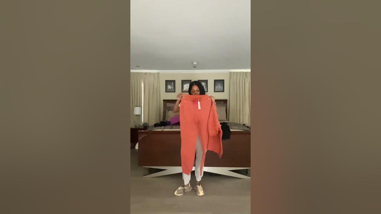 FIGS try on in the colors Bone and Terracotta figs figstryon estheticianuniform YouTube