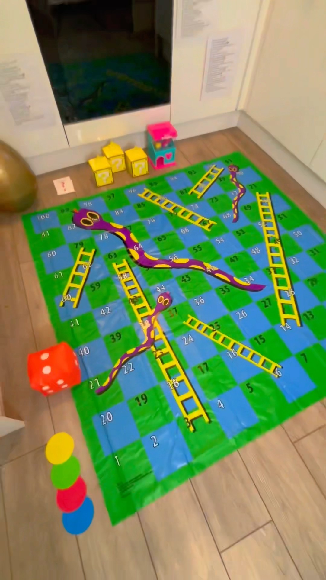 [ASMR] GIANT MYSTERY *BOARD GAME* WITH OVER 1,000 MYSTERY TOYS LUCKY DIP!!????⁉️ #Shorts