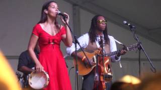 Rhiannon Giddens "Lonesome Road / Up Above My Head" Austin City Limits 10.02.15 Austin, TX