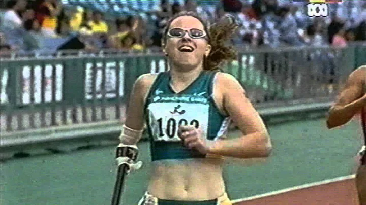 Sydney Paralympics Amy Winters 200m T46 final (wmv)