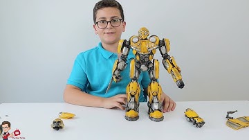 Igen Techie unboxing and reviewing ThreeZero Transformers Bumblebee movie Bumblebee Premium Scale