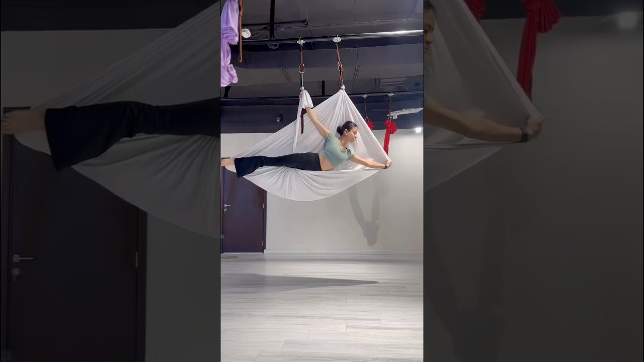 Aerial yoga (Level: intermediate) 
