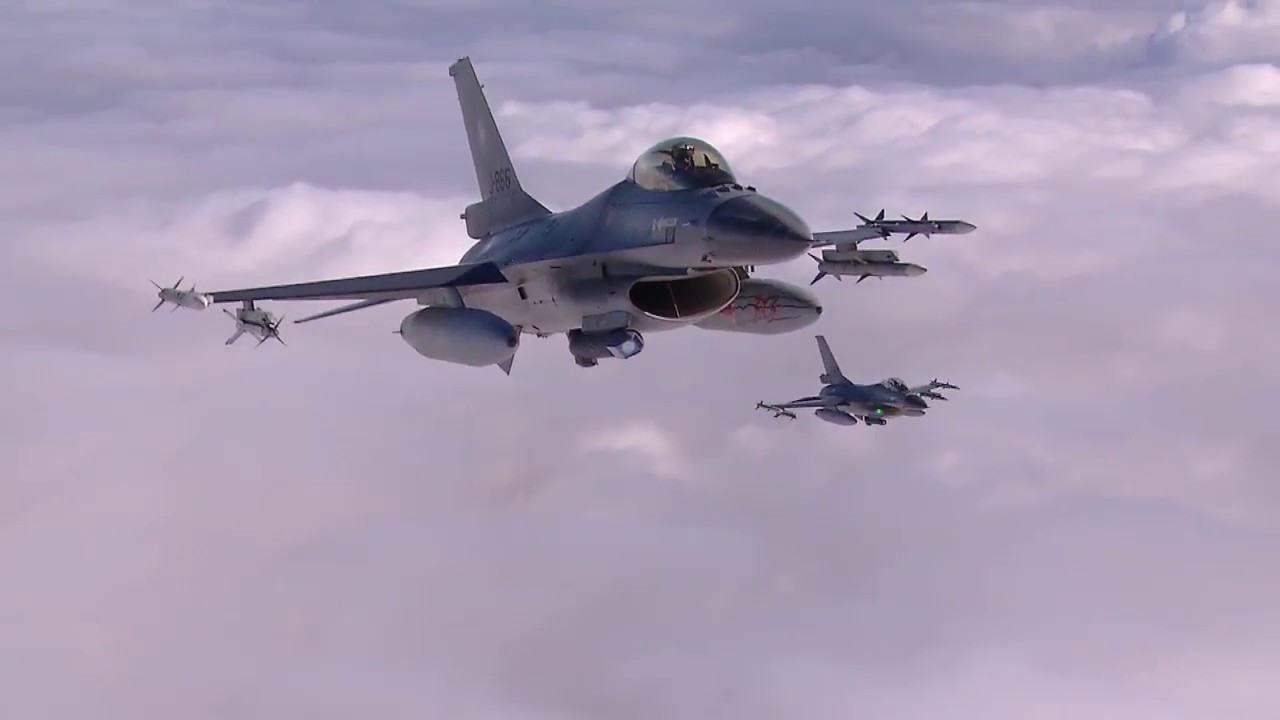 Dutch F-16s over the Baltic airspace for Air Policing mission - YouTube