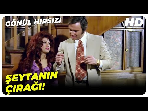 Gönül Hırsızı - Fuat, Huriye'yi Hanım Efendi Yapıyor! | Feri Cansel Eski Türk Filmi