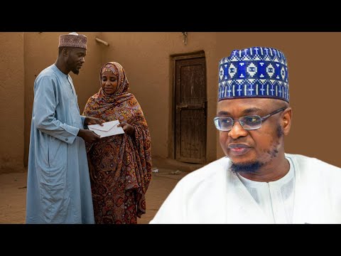 Paypoq kiygan trans qizlar ishtirokidagi XXX filmlar