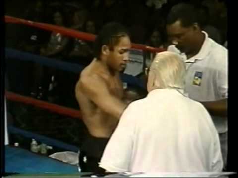 James Kirkland VS Martinus Clay