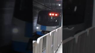 【警笛あり】札幌市営地下鉄 東豊線9000形が福住駅に到着#電車 #列車 #鉄道 #札幌市営地下鉄