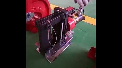 operation video of portable busbar processing machine