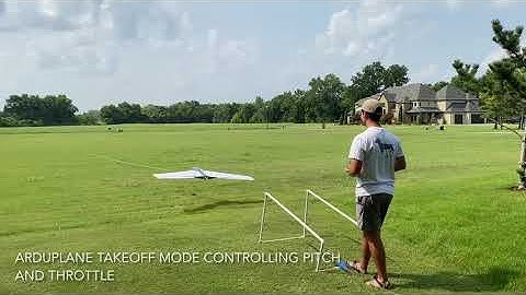 Flying wing bungee launch using arduplane auto takeoff