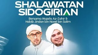 PONDOK PESANTREN SIDOGIRI BERSHOLAWAT BERSAMA MAJELIS AZ ZAHIR DAN HABIB JINDAN BIN NOVAL BIN SALIM