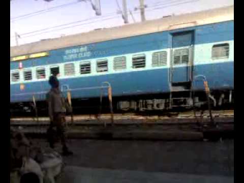 The first high quality video of New Delhi - Chennai TAMIL NADU EXPRESS departuring Bina Junction railway station in Madhya Pradesh. The train goes via. Agra Cantt., Gwalior, Jhansi, Bhopal Junction and so on to reach Chennai. In the background is the announcement made at Itarsi junction railway station of MP on arrival of Jabalpur Somnath Express, as requested by a user.