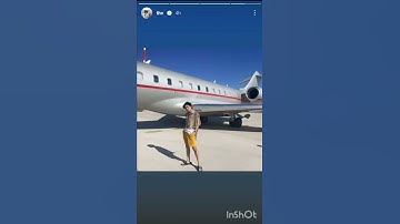lisa and v (kim taehyung) in same flight........ 🧐🧐🧐🤨🤨