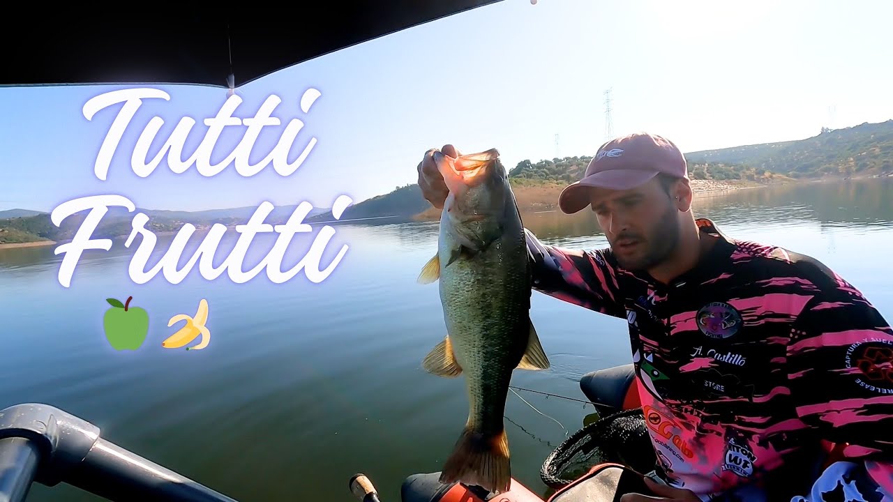 Pescando con ondulante un Tutti Frutti de Black Bass y Lucio.