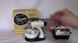 Salt and Pepper Shakers Vintage Appliances