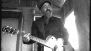 Video thumbnail of "TD Lind Pushover boy Blues The Shed Series"
