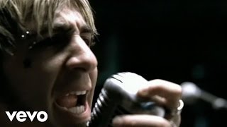 Godsmack - Straight Out Of Line (Official Music Video) chords