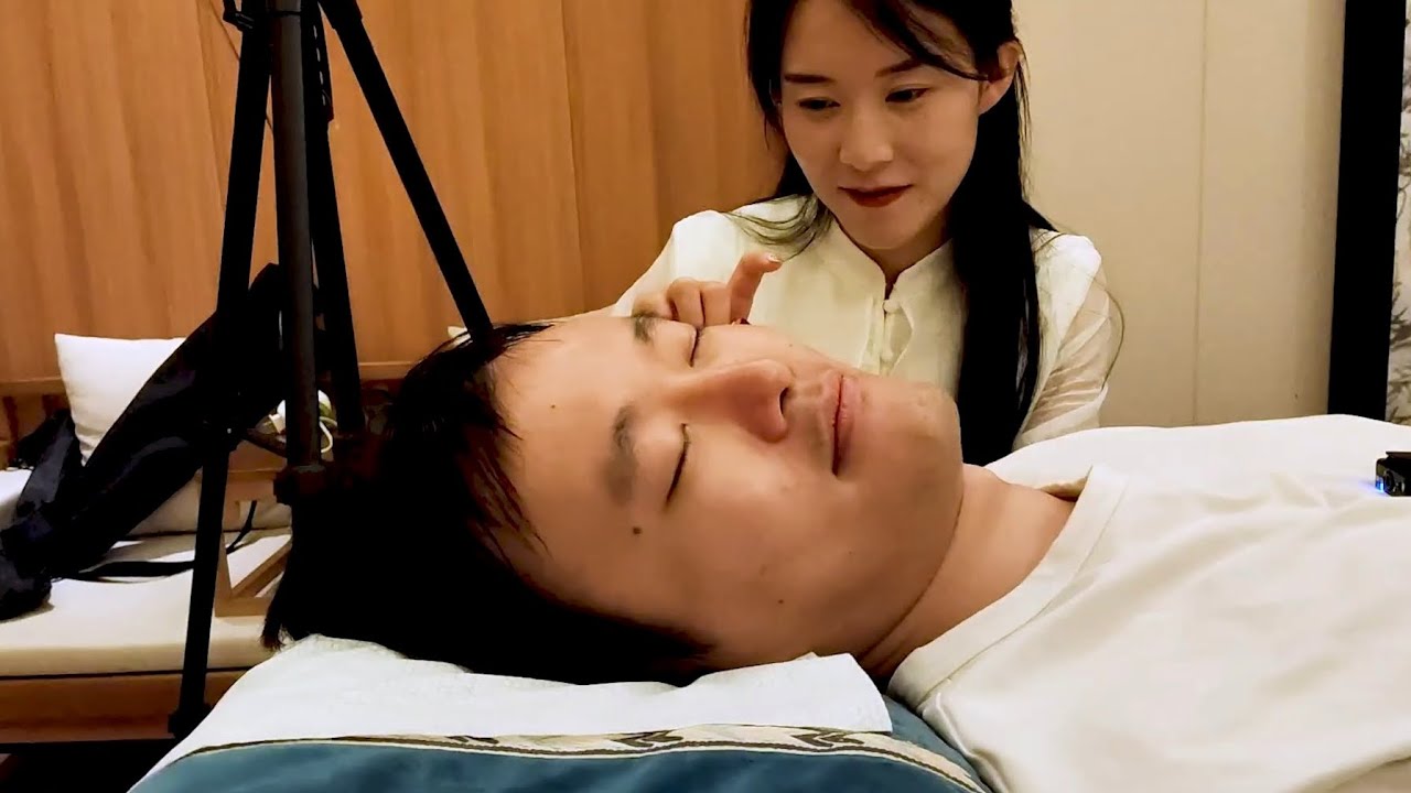 Ear Cleaning ASMR，she is technical lecturer，I discover new words knowledge