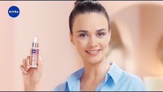 Yeni NIVEA Cellular Expert Lift Şekillendirici Serum: Daha genç görünen bir cilt için hemen deneyin! Resimi