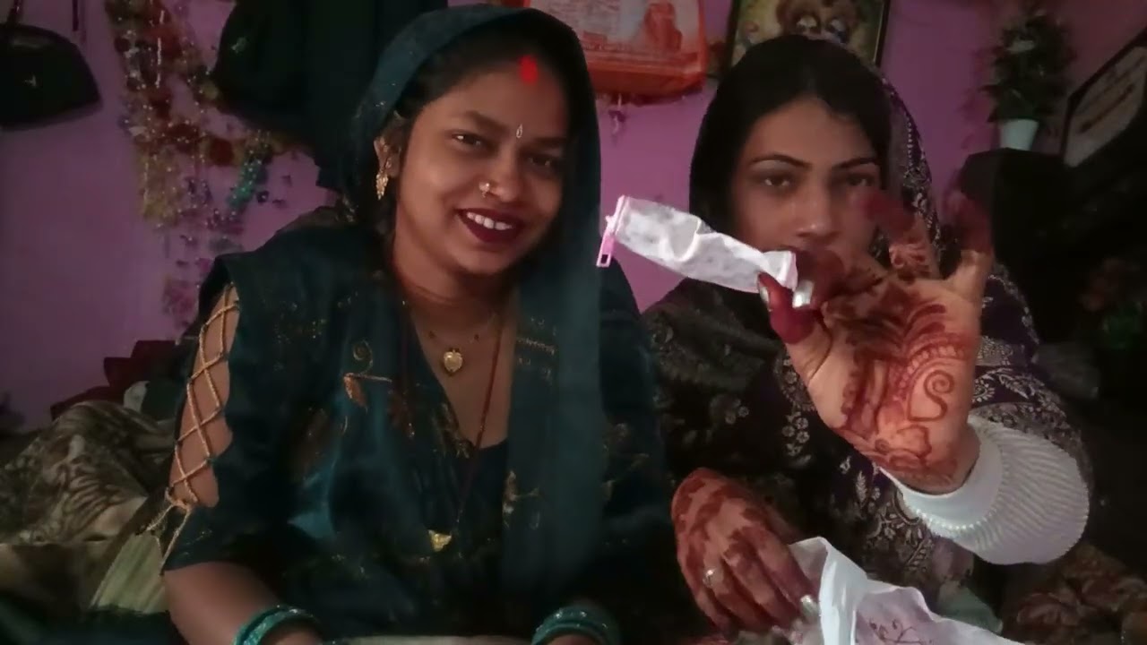 देखिए दोस्तों हमारे हस्बैंड जी को सउदिया से आया गिफ्ट वीडियो को पूरा देखिए