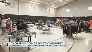 First Baptist Church in Edom hosts Free Clothes Closet for the community