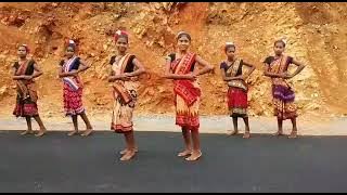 Hello Rani Hii Rani Sambalpuri Song...( Mere Gaon Ke Bachhe log Dance Kar Rahe hai )