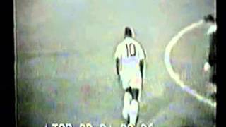 Pelé ● The original dribbling