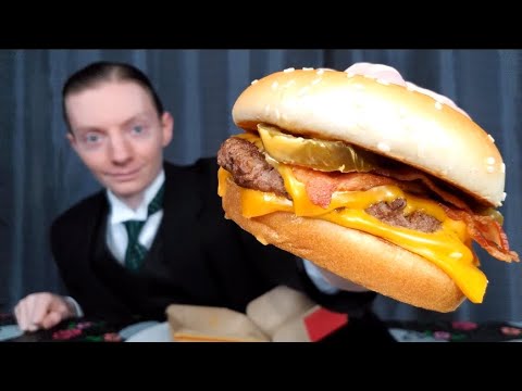 Video: Adakah mcdonalds mempunyai burger keju tiga kali ganda?