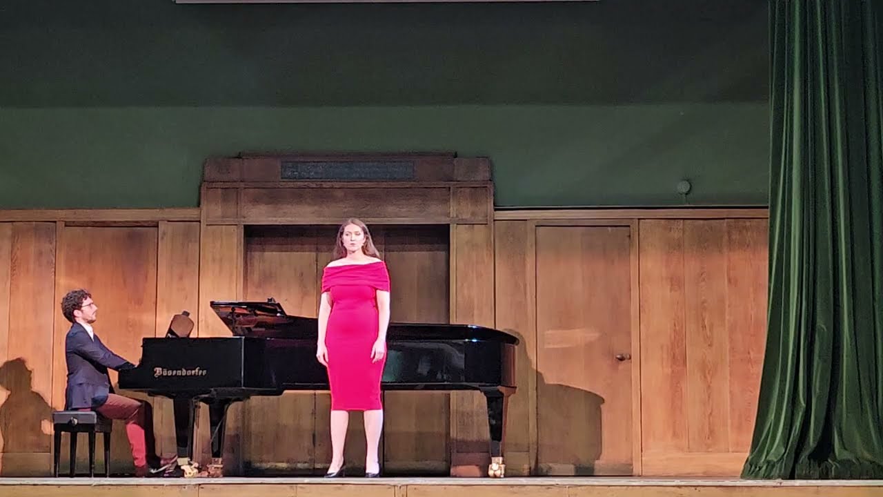 Song to the Moon (Rusalka, Dvorak) – Catherine Hooper