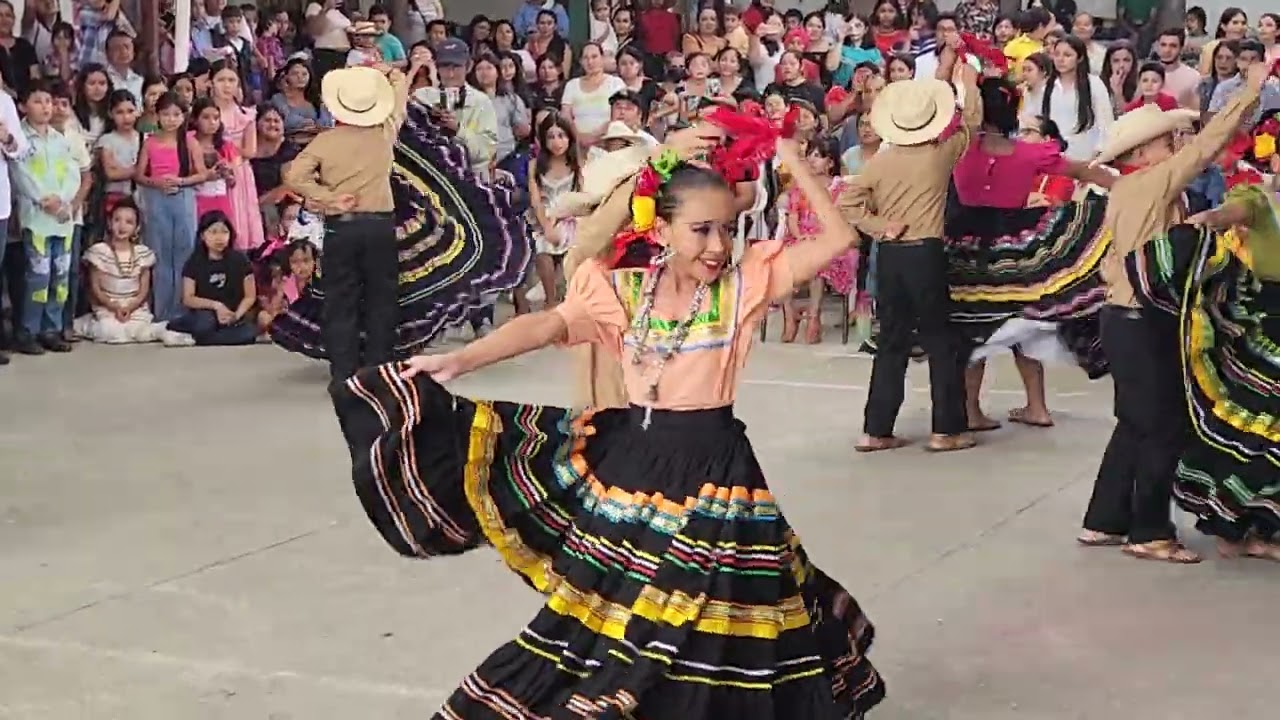 Danza polka volada- Escuela Dr Juan Lindo de Gracias Lempira, Honduras