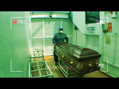 Dentro de la funeraria, la realidad de lo que le hacen a los muertos