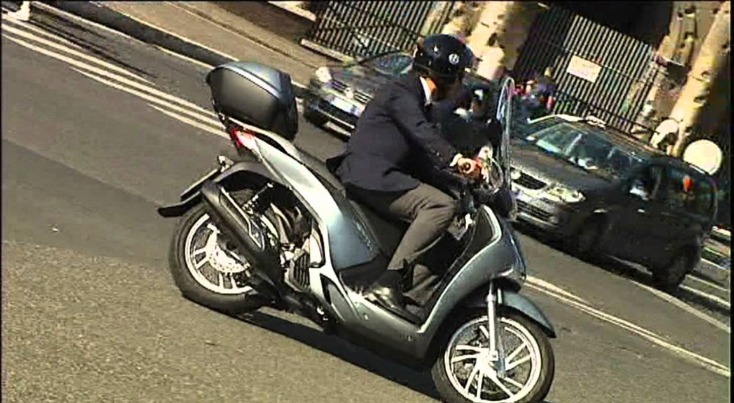 Honda Sh 125 150 Abs 13 Test Drive Youtube Honda Sh 125 150 Abs 13 Test Drive Youtube