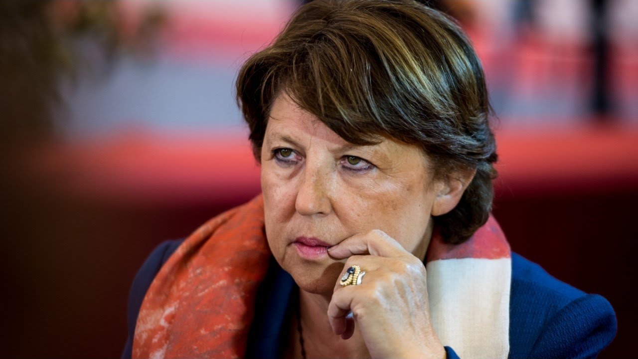 Le journal de 12h30 : le silence de Martine Aubry sur Macron fait grincer des dents