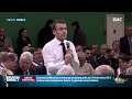 Emmanuel Macron face aux maires: a-t-il convaincu les élus?