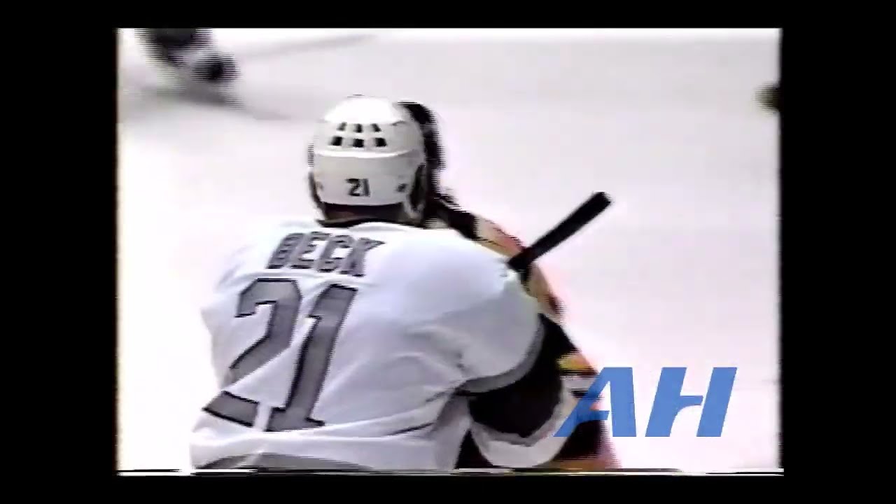 NHL Oct. 17, 1989 Barry Beck,LA v Lou Crawford,BOS Los Angeles Kings Boston Bruins