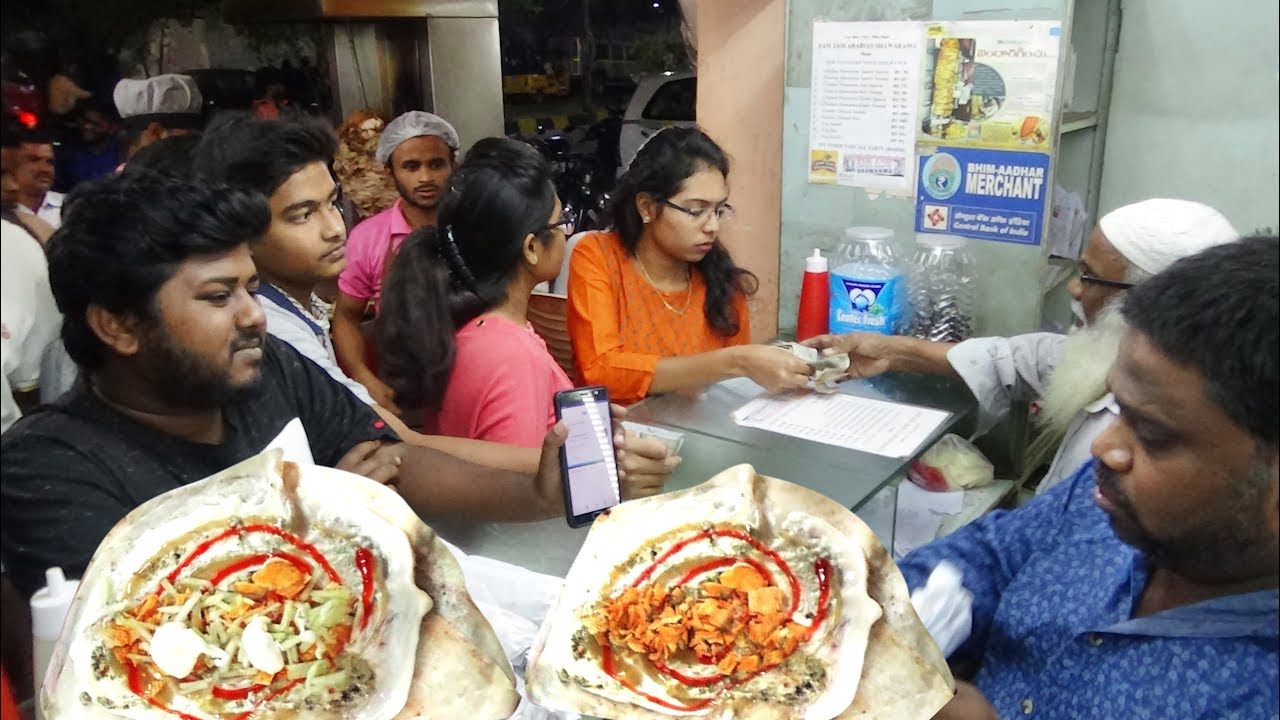 Chicken Shawarma Samoli @ 70 rs | Double Chicken Roti @ 160 rs | ZamZam Arabian Shawarm In Hyderabad | Street Food Catalog