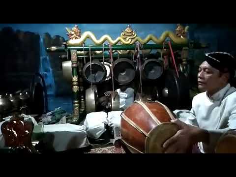 Sindhenan Palaran Pucung, Purwadi