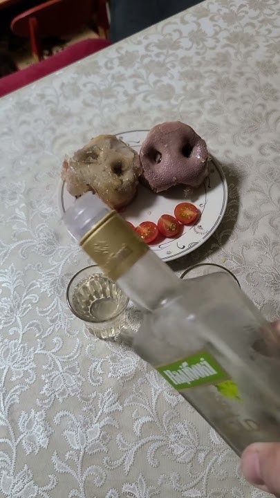 Свиные 🐷 пятачки - хрючево на даче! Консервы свиные! #shorts #хрючево # ...