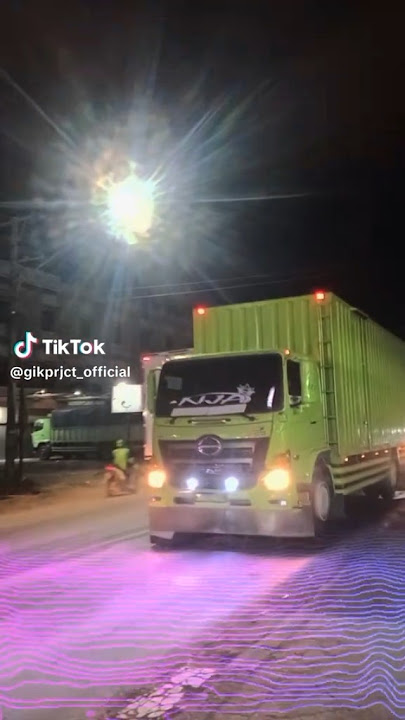 Hino 500 Malam hari #jalanyangjauhjanga
