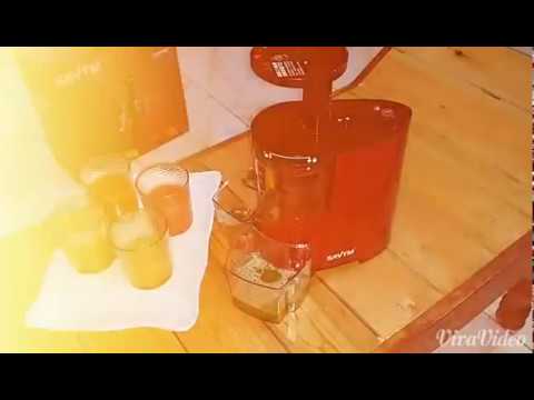 SAvTM Slow Juicer - YouTube