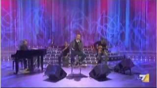 Tiziano Ferro - L&#39;ultima notte al mondo (Acústico)