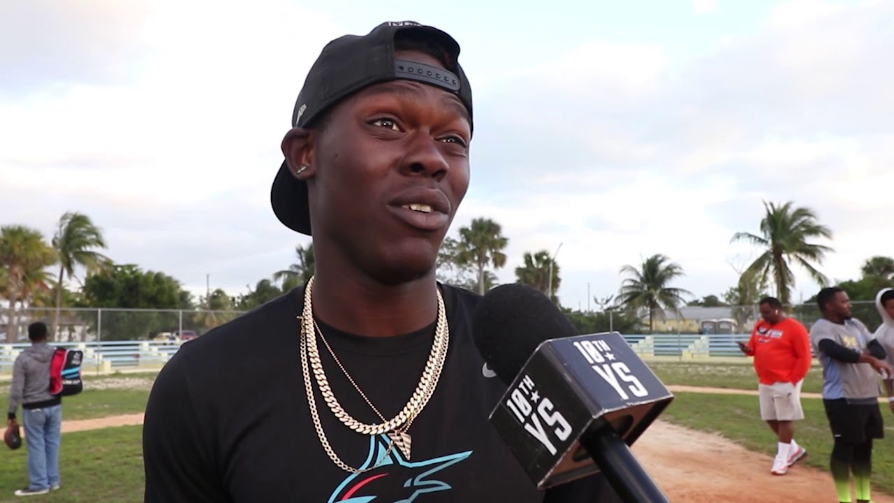 Miami Marlins Star Jazz Chisholm Jr. Shows Off UFO Chain Before NL