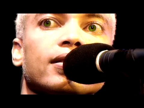HD | Terence Trent D'arby - Holding On To You - London 1995
