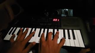 Lydian plays the chords for Poove Ilaya Poove on his Travel Keyboard in Car!