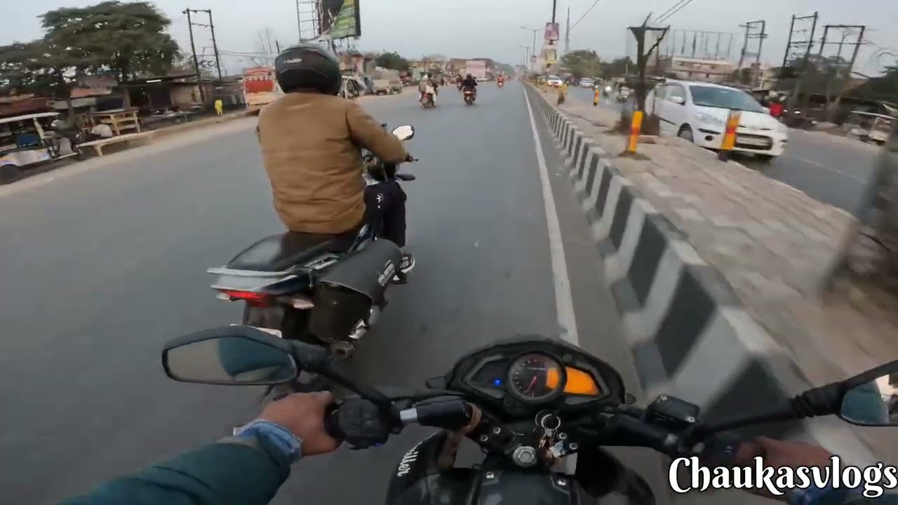  दुबग्गा चौराहे पर इतना जाम लगता है 🤫  भाई कैसे जाएं  ऑफिस दिन के टाइम 😑 पर 