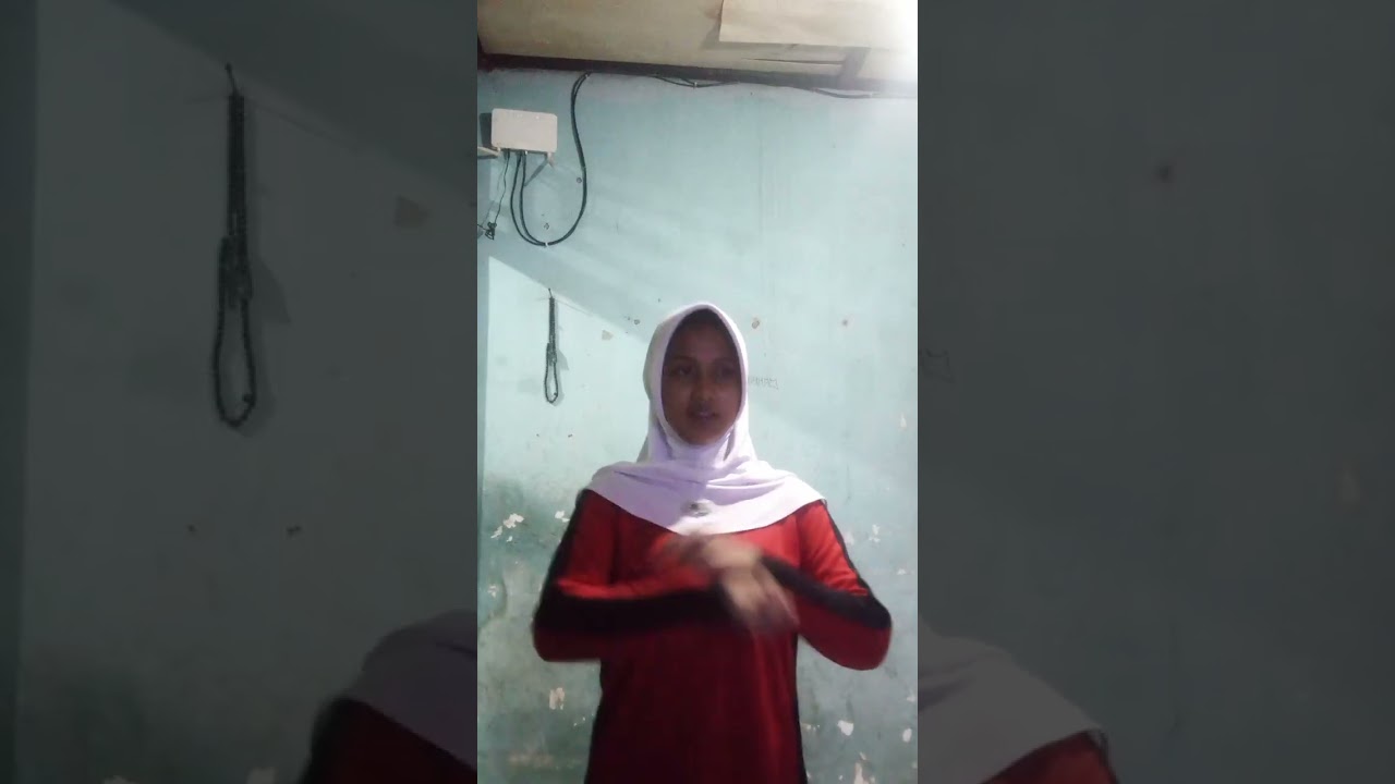 Senam tabola bale, Ibu Sri Arbani. Novalina Abidin 9E