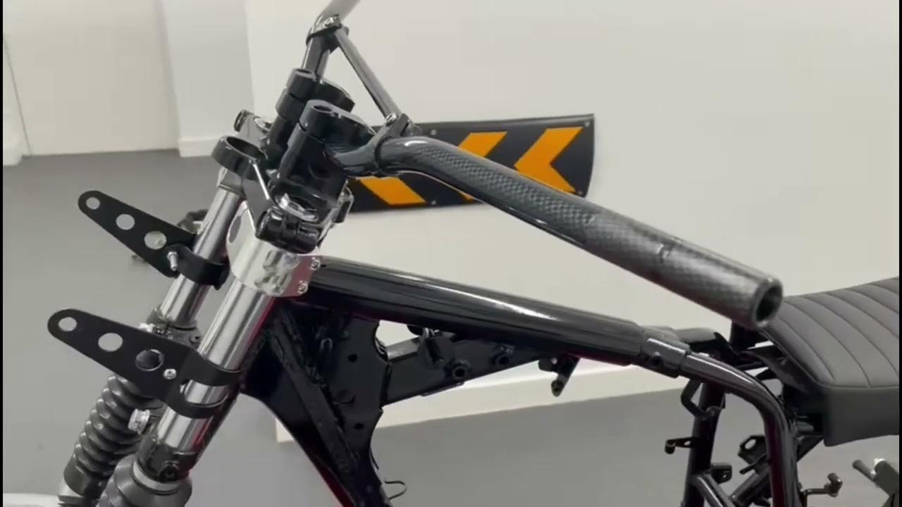 13101 22mm 7/8" Carbon Look Effect Braced Motorbike Handlebars for