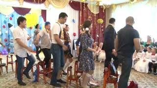 картинка: Выступление родителей на выпускном в детском садике