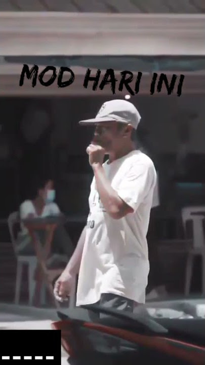 Bapak bapak merokok slow motion
